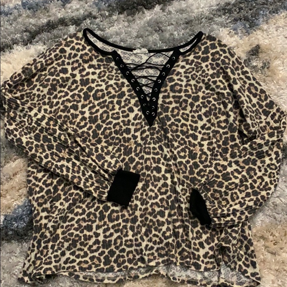 Leopard with criss cross chest (Size Small)